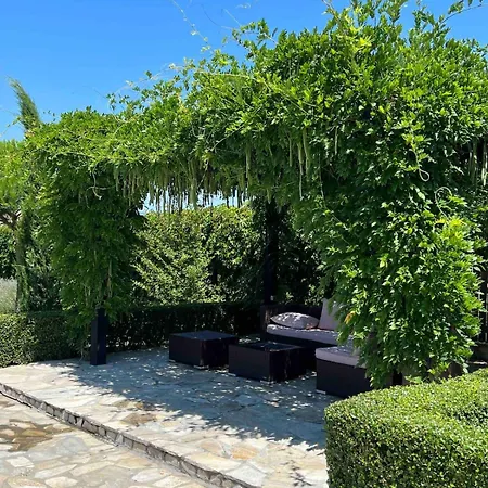 Villa Garden 2 Bedroom With Pool Near To Sunny