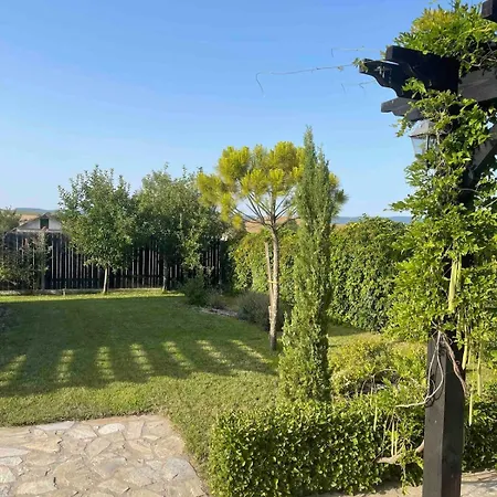 别墅 Garden 2 Bedroom With Pool Near To Sunny *
