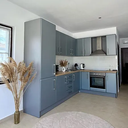 Garden 2 Bedroom With Pool Near To Sunny * Aleksandrovo (Burgas)