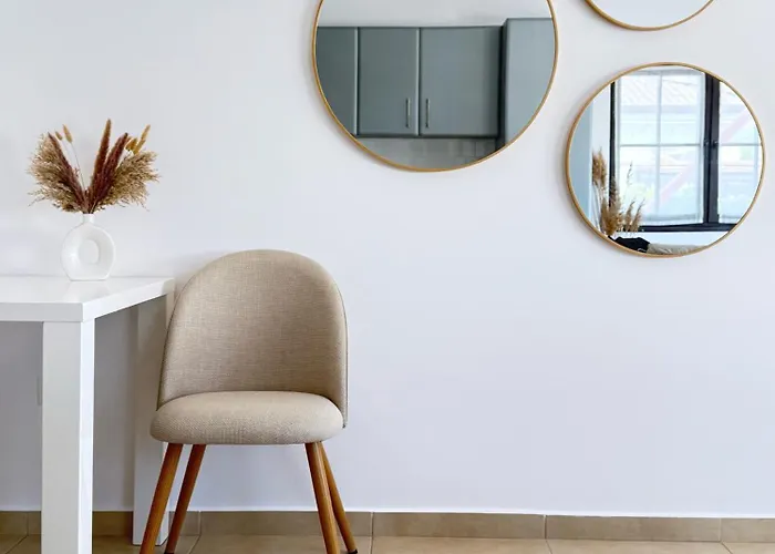 Garden 2 Bedroom With Pool Near To Sunny Vila Aleksandrovo (Burgas)